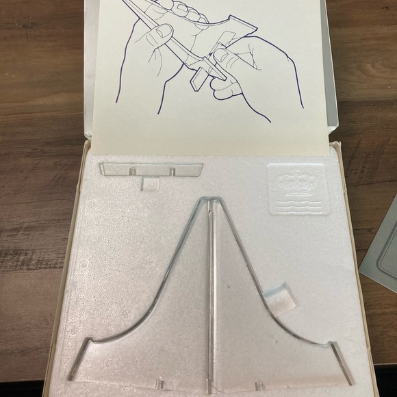 Vintage The Little Match Girl Decorative Plate - Picture 6 of 7